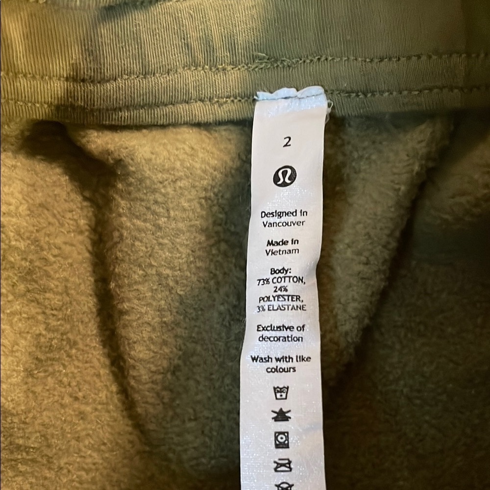 Lululemon Athletica Green Sweatpants - Picture 2 of 11